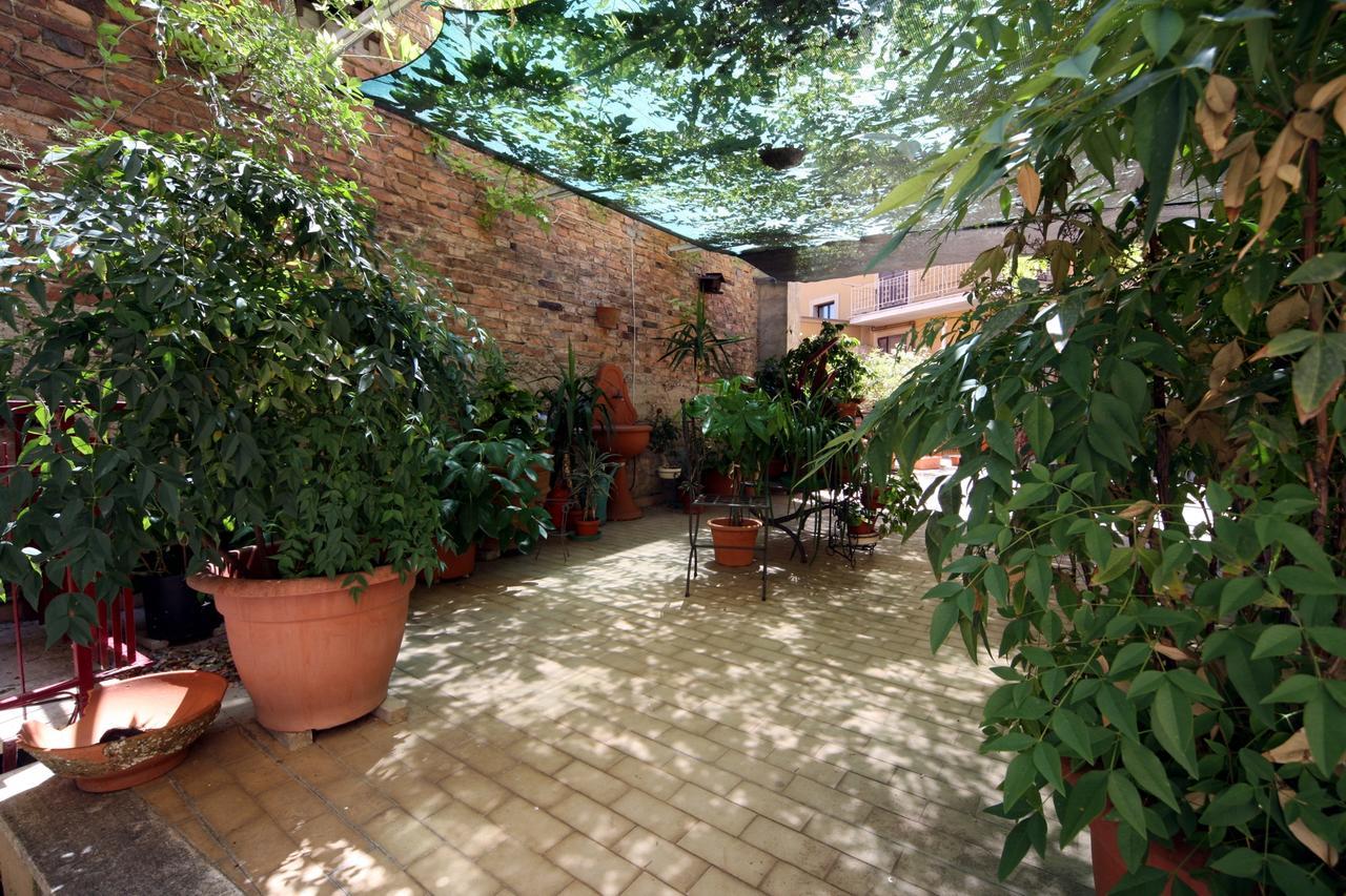 Albergo I Longobardi Chiusi Exterior foto
